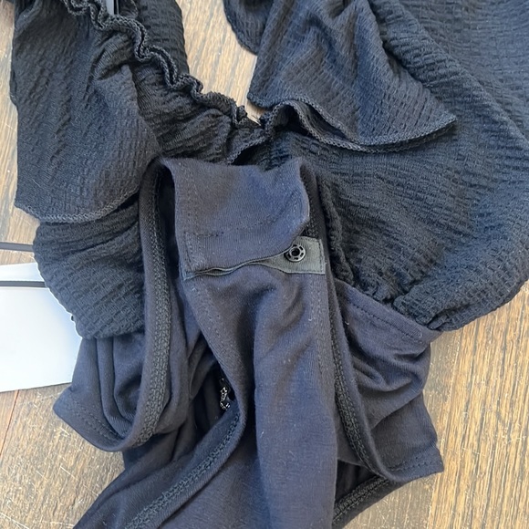 NWT Zara W Collection Black Low V Ruffle Bodysuit Sz S - Picture 5 of 5